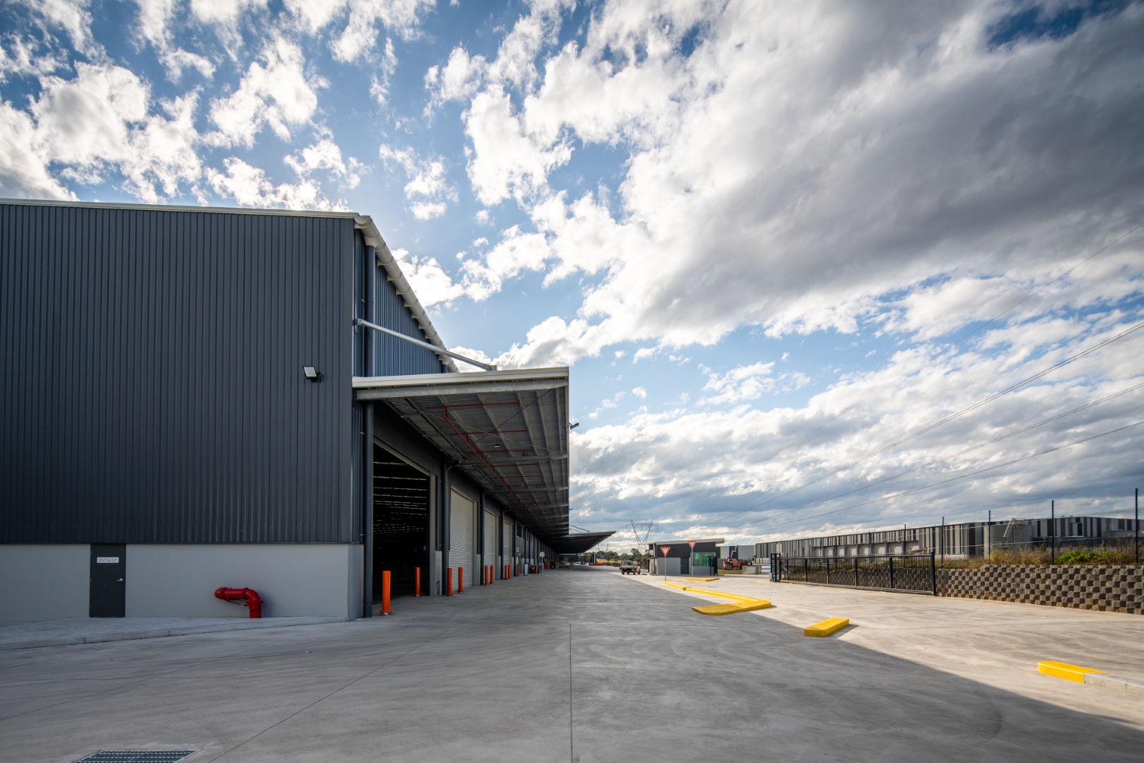 external view Direct Freight industrial facility