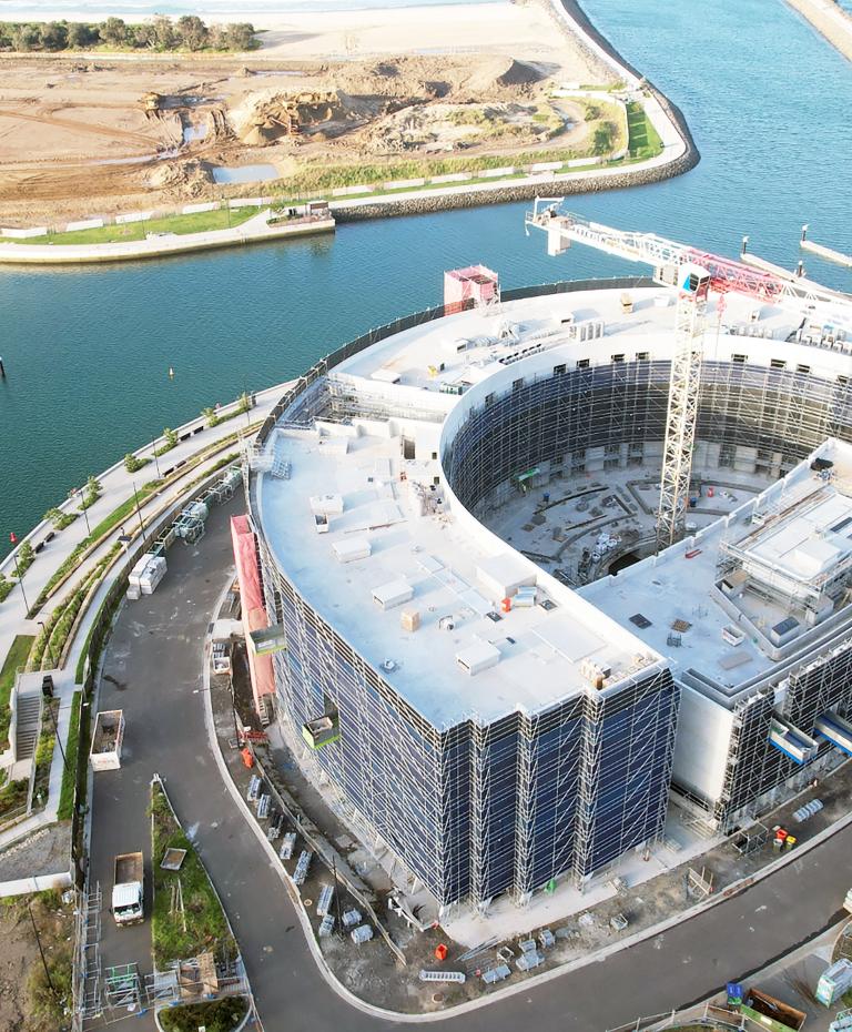 Nautilus preview with harbour in background