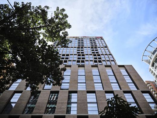 Bathurst 60 Crowne Plaza Hotel